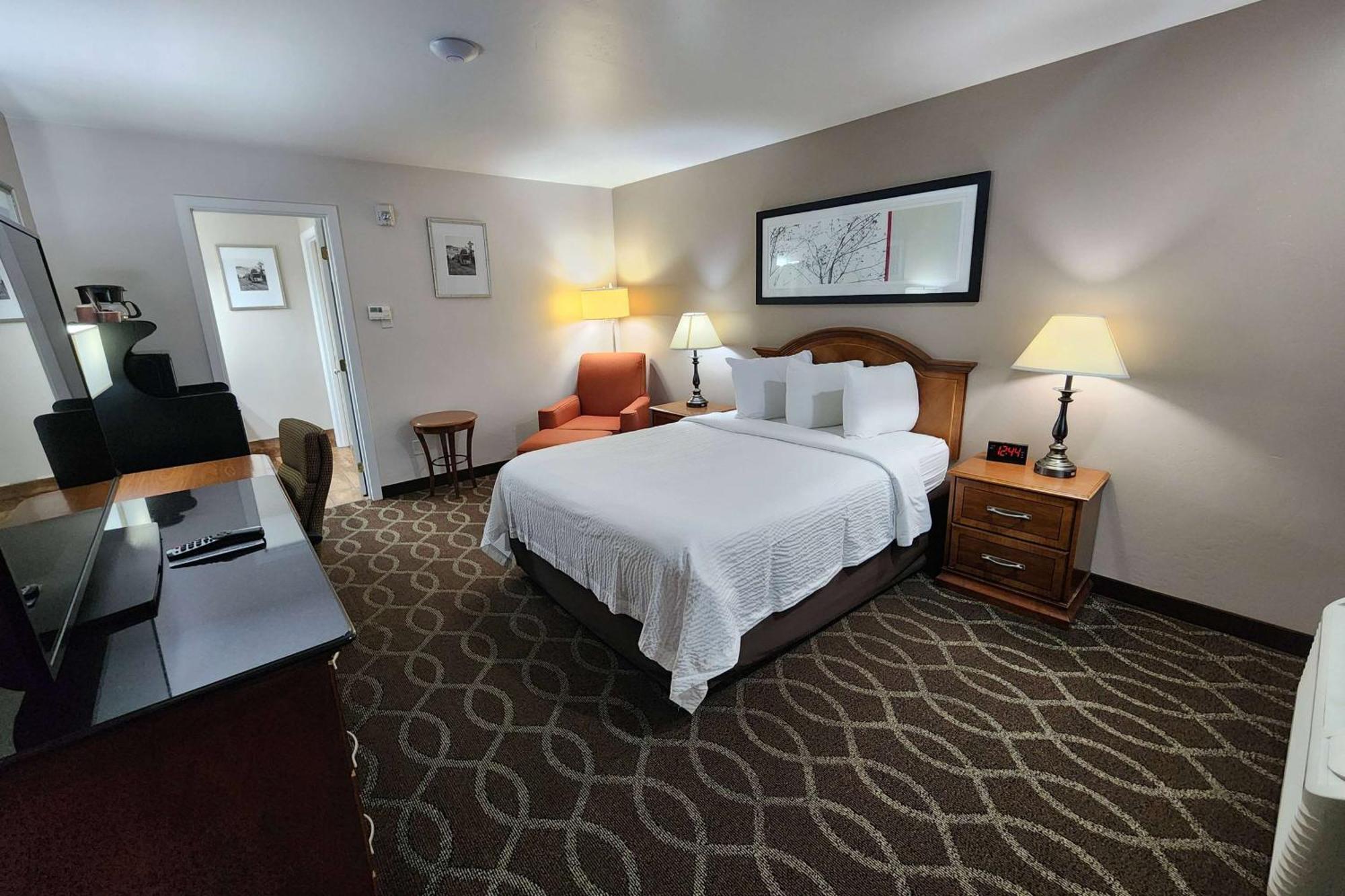 Ramada Bayside Inn & Suites Eureka Extérieur photo