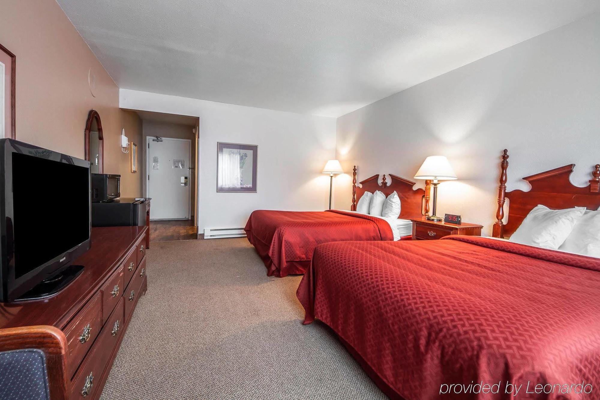 Ramada Bayside Inn & Suites Eureka Extérieur photo