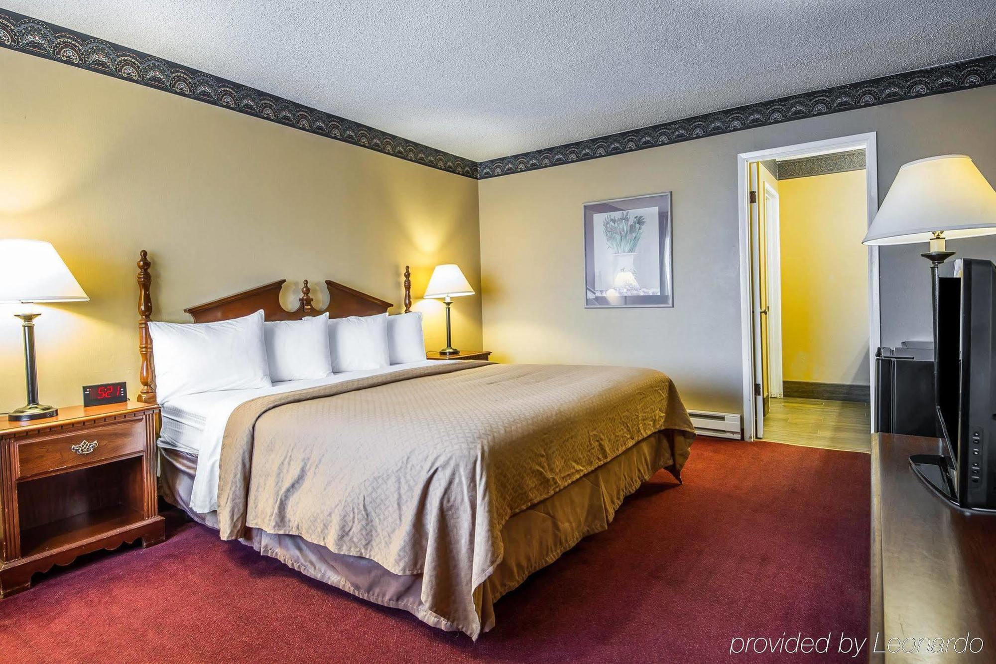 Ramada Bayside Inn & Suites Eureka Extérieur photo