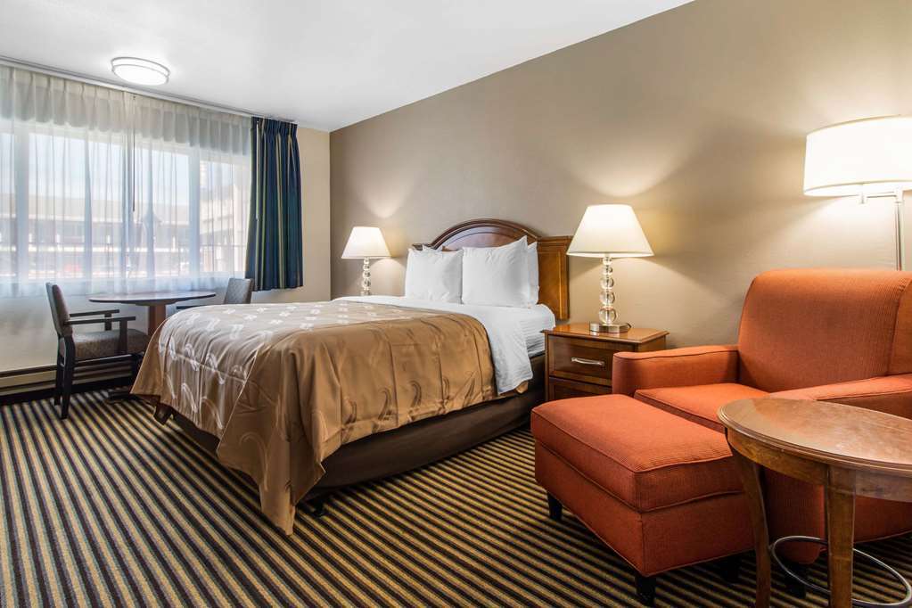 Ramada Bayside Inn & Suites Eureka Chambre photo